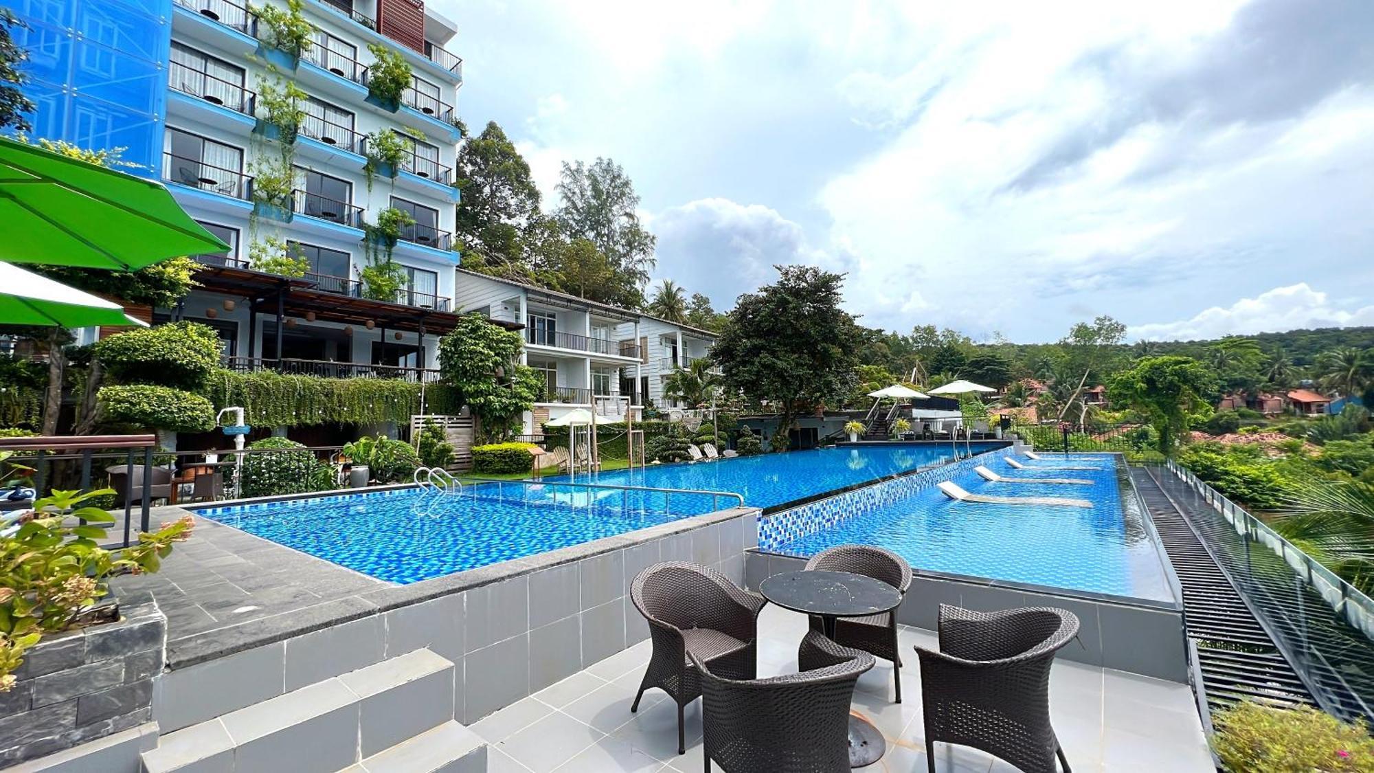Tom Hill Boutique & Курортный комплекс 4*